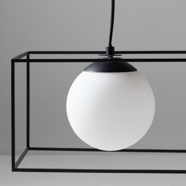 Pendelleuchte Q-Ball II - Milchglas / Eisen -4-flammig