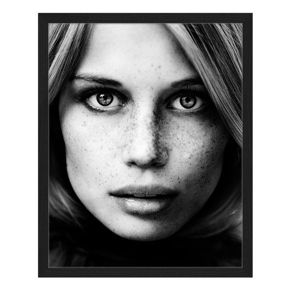 Bild Portrait of a Young Model - Buche massiv / Plexiglas - 42 x 52 cm