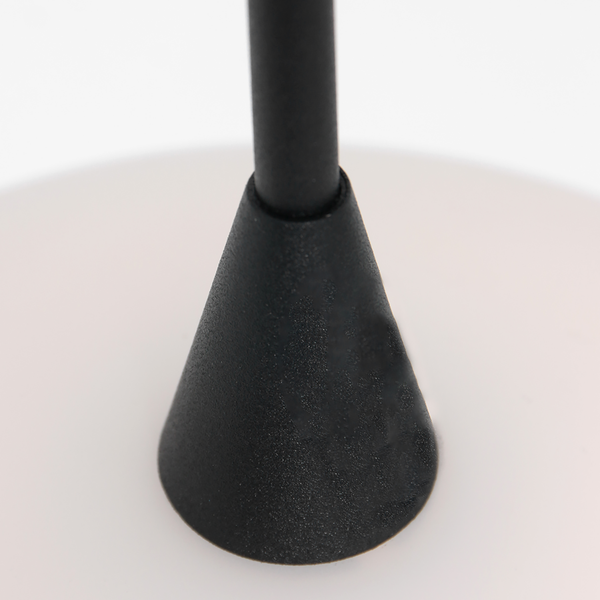 LED-Pendelleuchte Tallerken IV - Milchglas / Eisen - 1-flammig