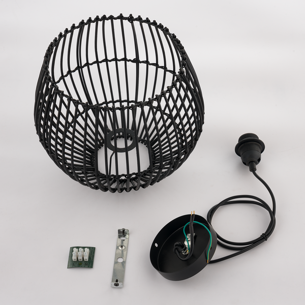 Pendelleuchte Apulien II - Rattan / Eisen - 1-flammig