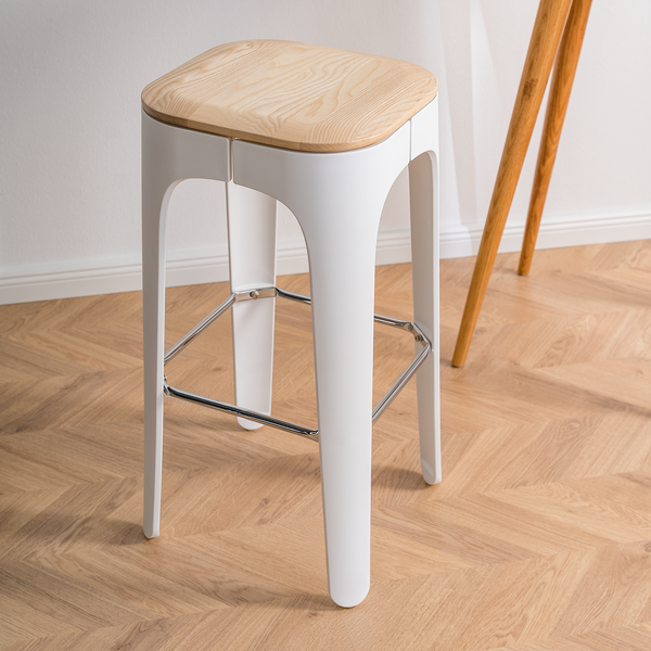 Barhocker Eiby - Esche massiv / Kunststoff & Metall - Esche / Weiß & Chrom