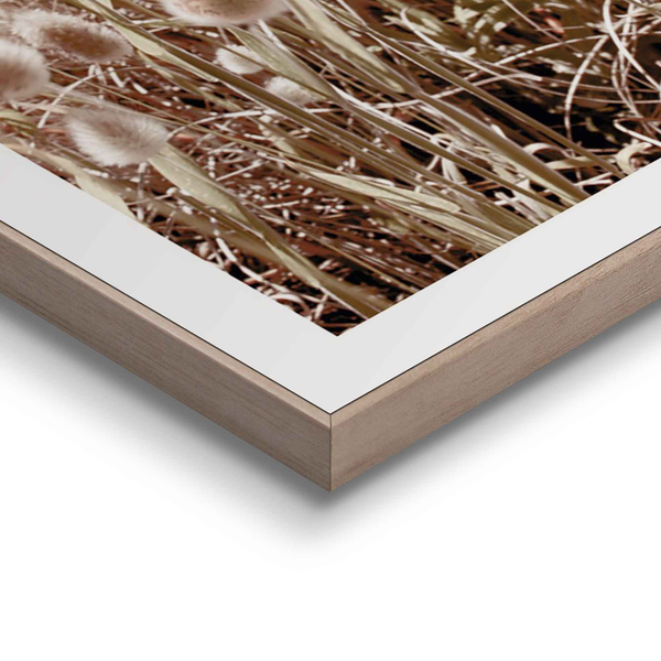 Gerahmtes Bild Strand Gras Meer - Print in Holzrahmen - Beige
