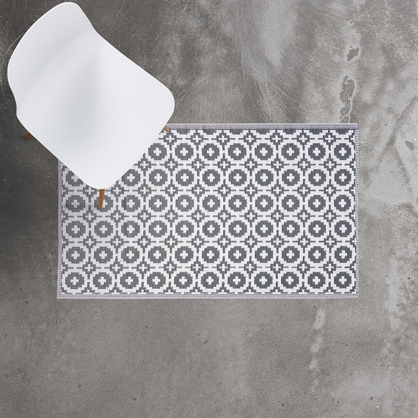 In-/Outdoorteppich COLOUR CLASH Mosaik - Polypropylen, davon mind. 20% recyceltes - Grau - 90 x 150 cm