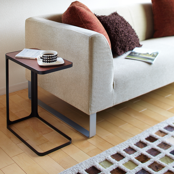 Beistelltisch Frame - Esche massiv / Metall - Schwarz