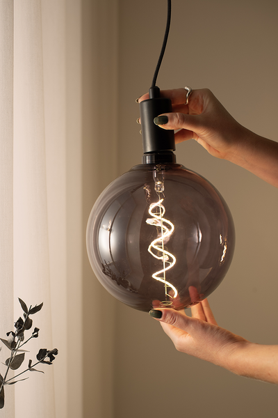 Leuchtmittel Globe - Eisen / Glas - Schwarz
