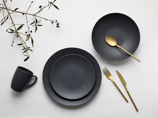 Kombiservice Vesuvio - Steinzeug - Schwarz - 16-teilig