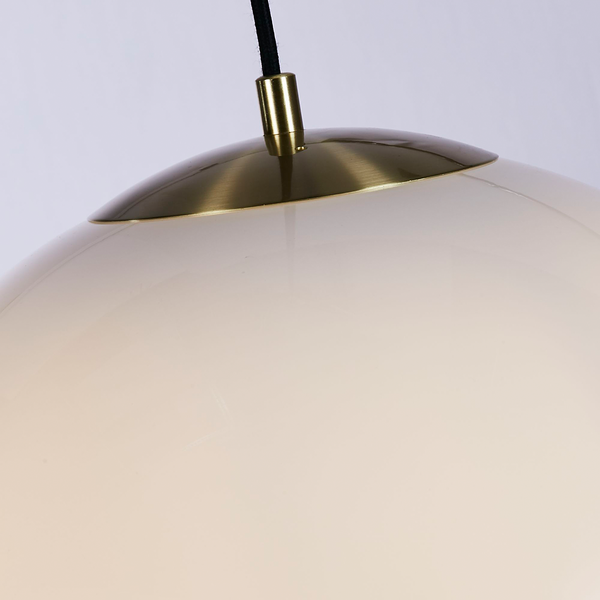 Pendelleuchte Atom 1-flammig - Opalglas / Stahl