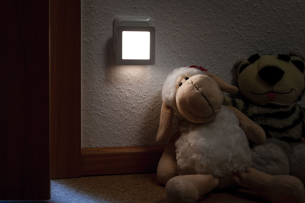 Nachtlicht Esby - Kunststoff - Weiß