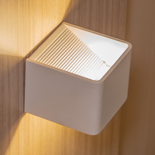 Wandleuchte Cube - Eisen - 1-flammig - Weiß