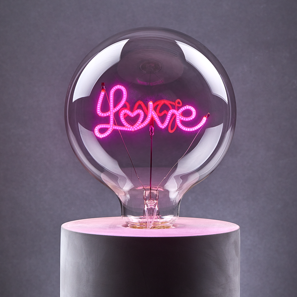 LED-Glühlampe BRIGHT LIGHT LOVE - Glas - Pink