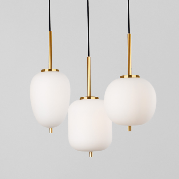 Pendelleuchte Lato Typ E - Opalglas / Aluminium - 3-flammig - Gold