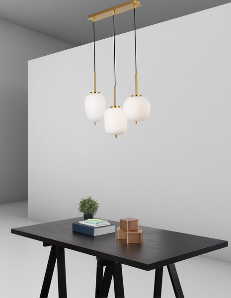 Pendelleuchte Lato Typ E - Opalglas / Aluminium - 3-flammig - Gold