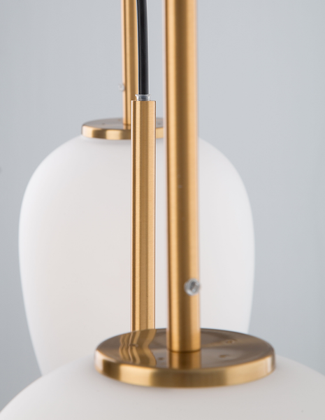 Pendelleuchte Lato Typ E - Opalglas / Aluminium - 3-flammig - Gold