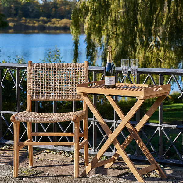 Massiver Tabletttisch Lhegri - Teak