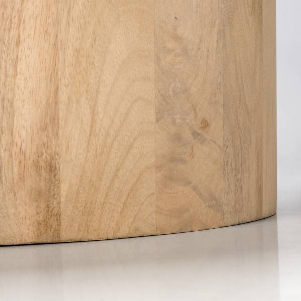 Massiver Couchtisch SPUNK - Mango