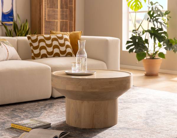 Massiver Couchtisch SPUNK - Mango