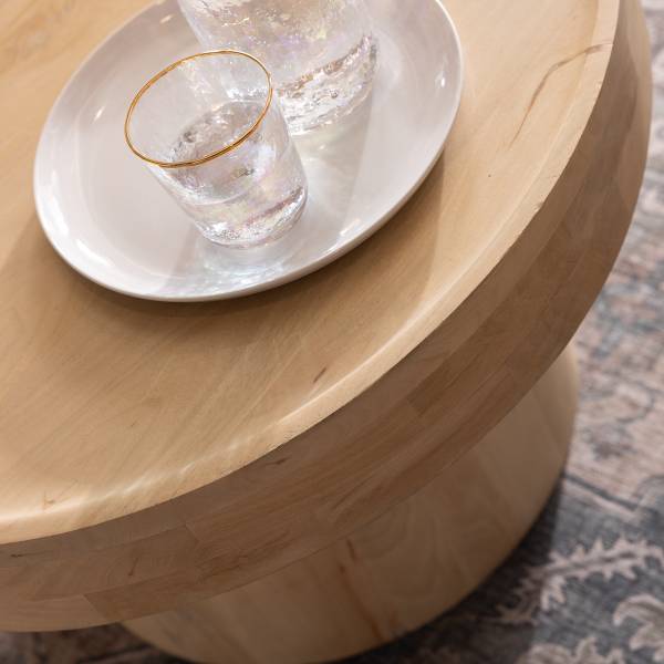 Massiver Couchtisch SPUNK - Mango