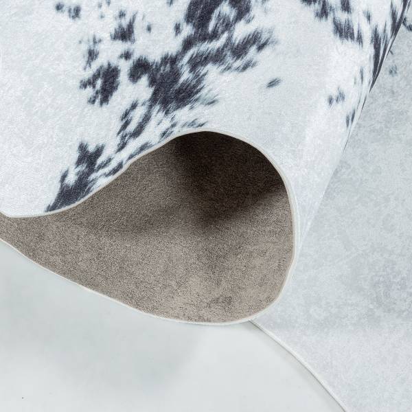 Fellteppich Etosha Typ D - Polyester - Schwarz / Weiß - 100 x 135 cm