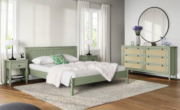 Massiver Nachttisch Belleria - Kiefer massiv - Helles Olivgrün