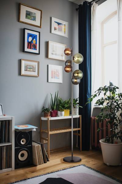 LED-Stehleuchte Riha Typ C - Farbglas / Eisen - 6-flammig