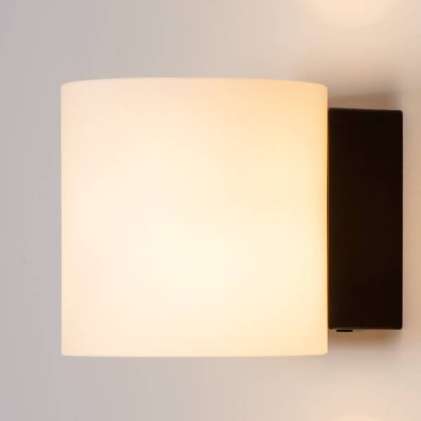 Wandleuchte Jelte - Opalglas - Schwarz