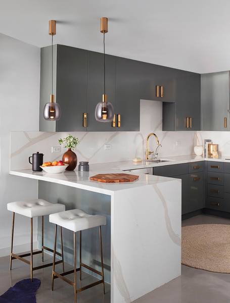 Pendelleuchte Imatia Typ A - Aluminium / Rauchglas - Gold