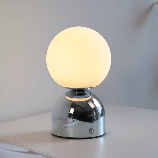 LED-Tischleuchte Rudi - Opalglas / Eisen - 1-flammig - Silber