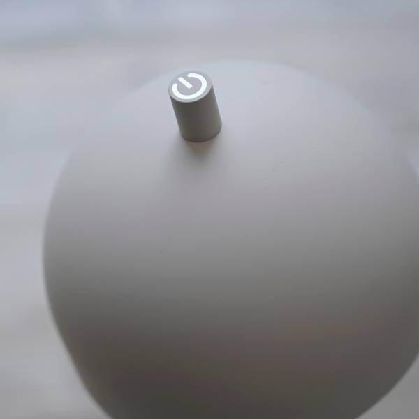 LED-Tischleuchte Bellis - ABS / Aluminium - 1-flammig - Beige